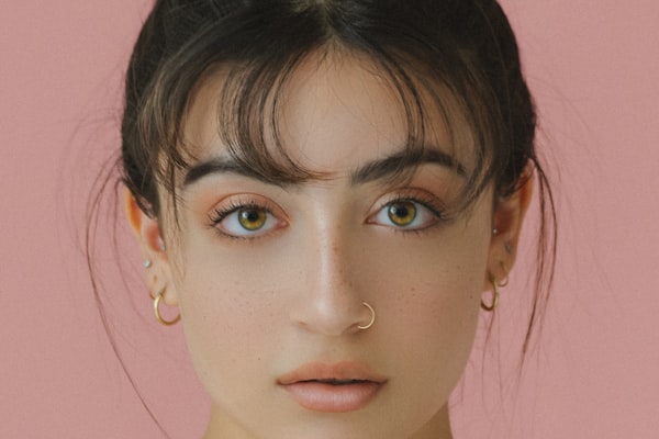 Individual portrait with beautiful natural light